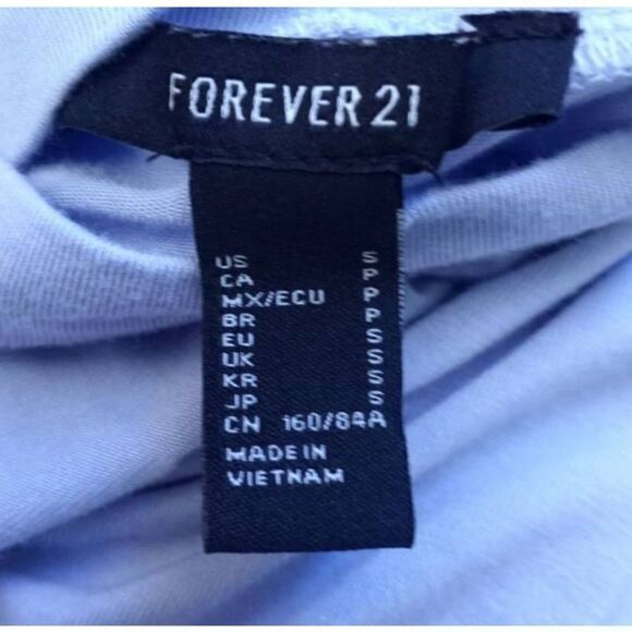FOREVER 21 LT.BLUE/LAVENDER TOP SZ.S EUC. - Picture 4 of 4
